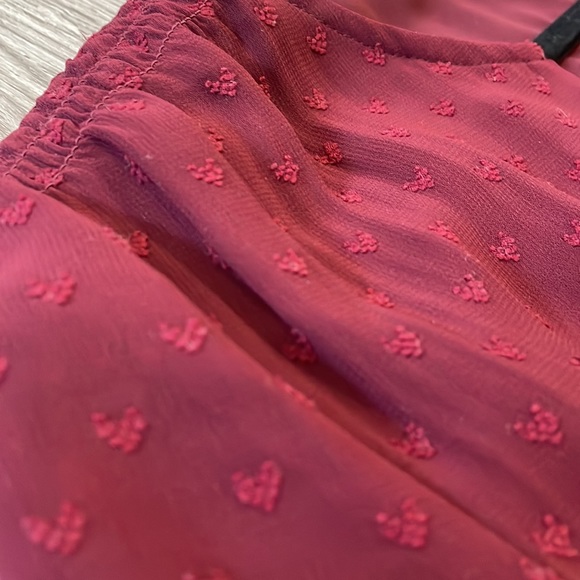 DR2 burgundy top size extra small - Picture 5 of 6